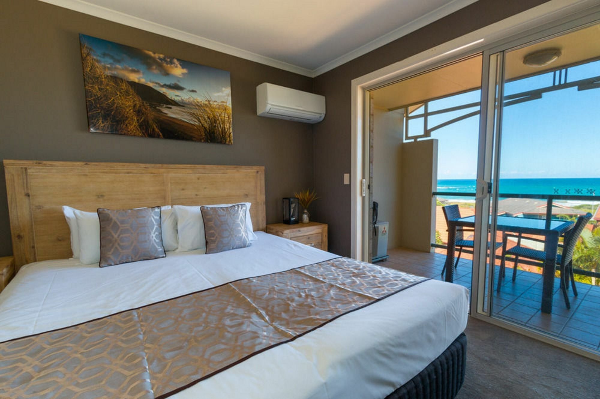 Korora Beach Haven Executive Apartments מראה חיצוני תמונה